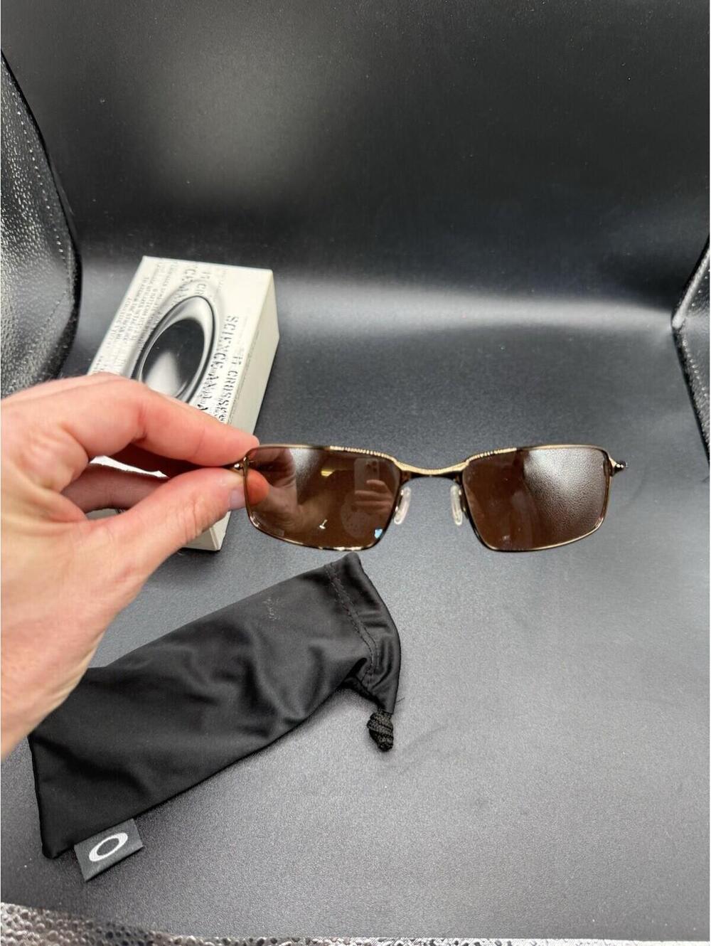 Oakley Square Wire Brown Chrome w/VR28 Black Iridium Lenses 05-988